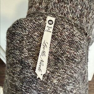 Leo & Nicole Charcoal Knit Pullover